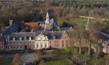 Arnout Hauben VRT PodWalk in Mol wandelen